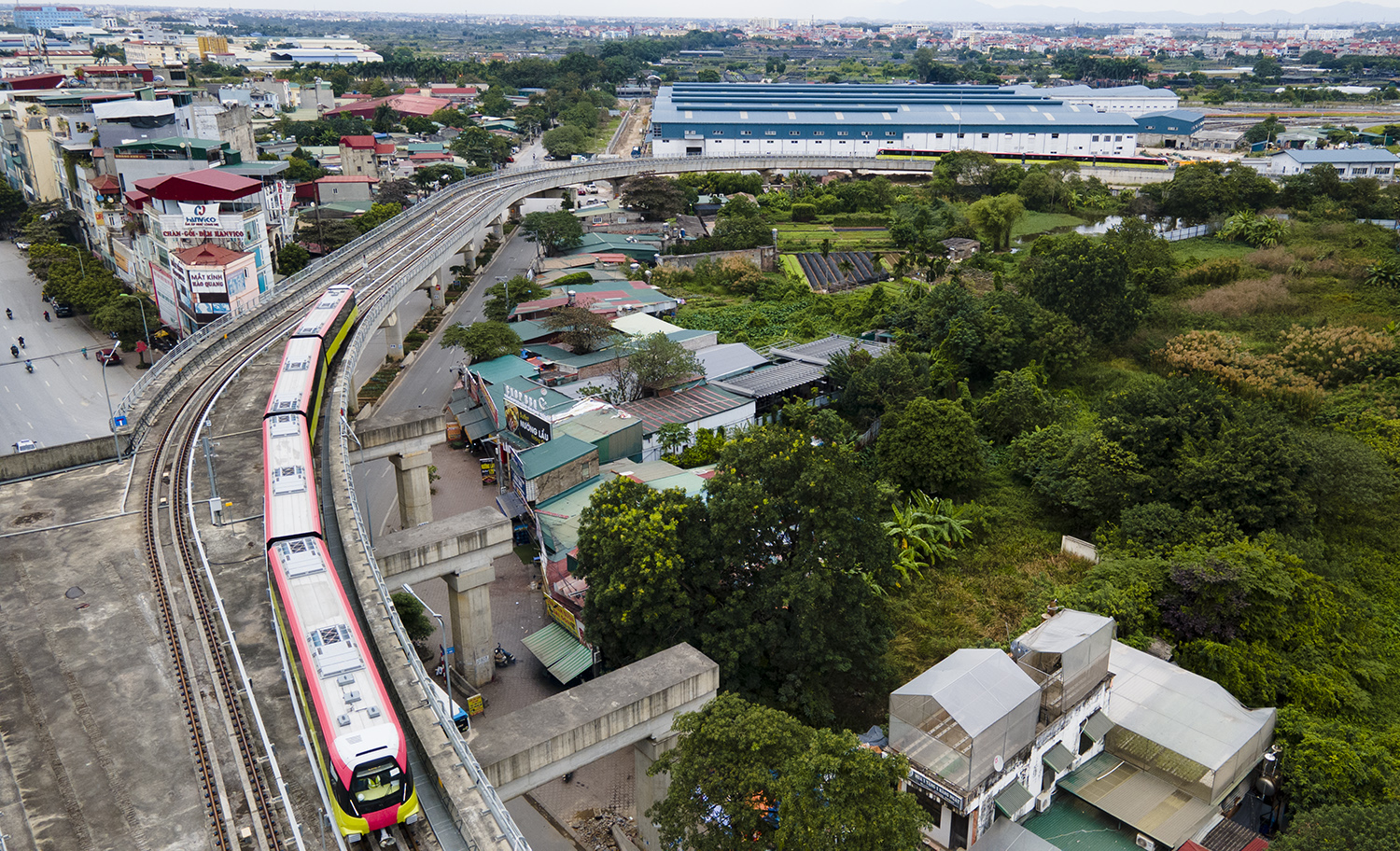 Giai đoạn đầu tiên sẽ bao gồm vận hành hệ thống trong thời gian tối thiểu 5 ngày.