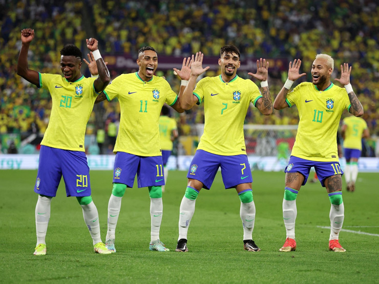 Màn ăn mừng bàn thắng gây&nbsp;tranh cãi của Brazil