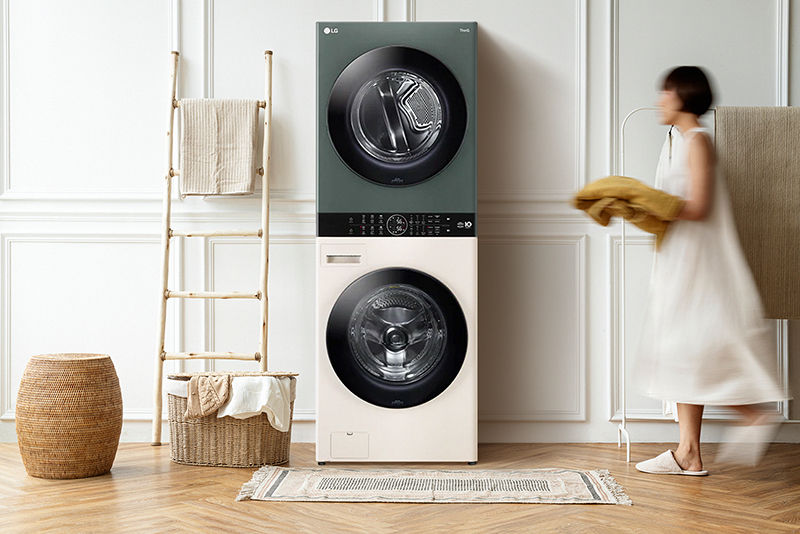 Không còn bất tiện gì xảy ra trong quá trình giặt sấy vì chiều cao của LG WashTower™ được đánh giá là thân thiện với người dùng nhất hiện nay.