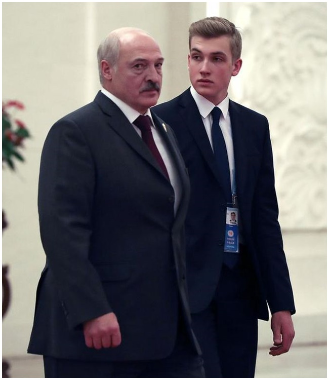 Từ khi lên 4 tuổi, Nikolai Lukashenko đã xuất hiện trước công chúng và thường xuyên đi cùng người bố Tổng thống của mình&nbsp;đến các sự kiện quan trọng.
