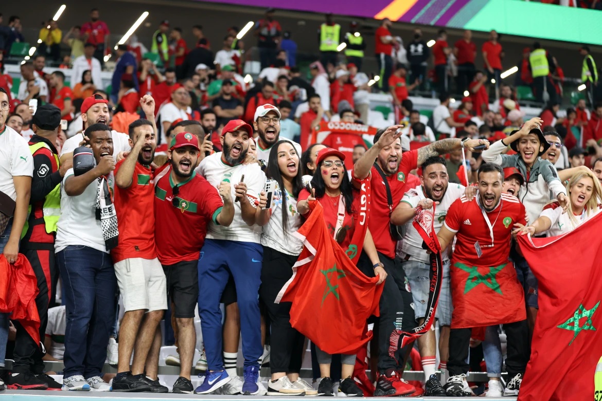 Tối 6/12, trận đấu giữa đội tuyển Morocco và đội tuyển Tây Ban Nha có tỷ số hòa 0-0 sau 90 phút thi đấu chính thức. Tỷ số này tiếp tục được giữ nguyên trong 2 hiệp phụ dù cầu thủ mỗi đội có những cơ hội rõ rệt để định đoạt trận đấu. Ở loạt luân lưu may rủi, các cầu thủ Morocco là những người bản lĩnh hơn và giành chiến thắng.&nbsp;
