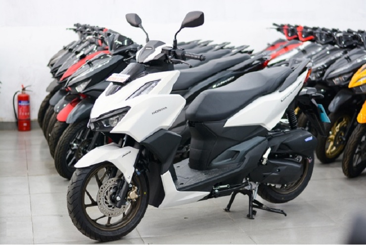 NÓNG: Honda Việt Nam sắp trình làng xe máy "bí ẩn" hoàn toàn mới - 3