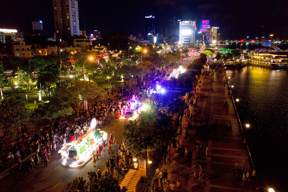 Lễ hội Carnival đường phố Sun Fest 2022 tại Đà Nẵng