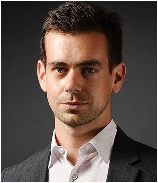 Jack Dorsey được biết đến là người đồng sáng lập ra Twitter và Square, một công ty thanh toán tài chính.
