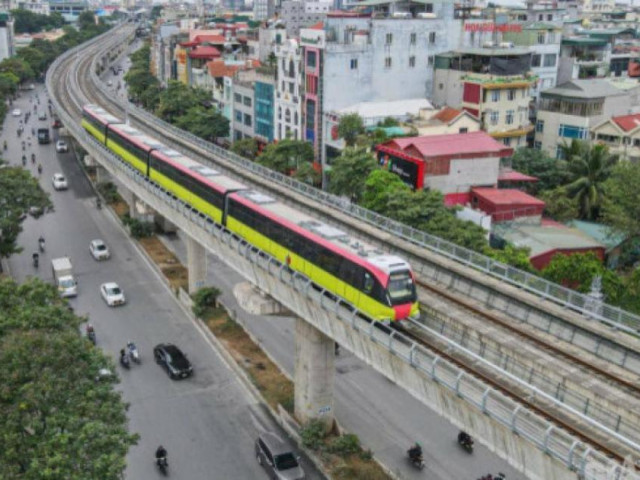 Ngày đầu chạy thử Metro Nhổn - ga Hà Nội, kết quả ra sao?