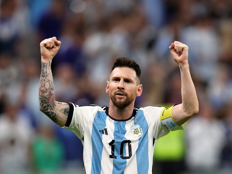 Hai anh hào đầu tiên dự bán kết World Cup: Á quân gây sốc, Argentina thoát hiểm - 2