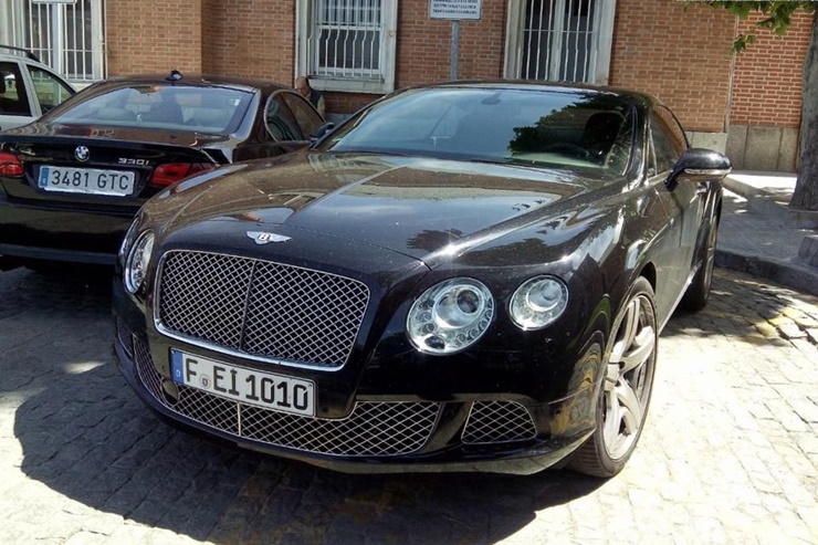 Luka Modric từng mua&nbsp;Bentley Continental GT đời 2012. Giá mua là 240.000 USD.
