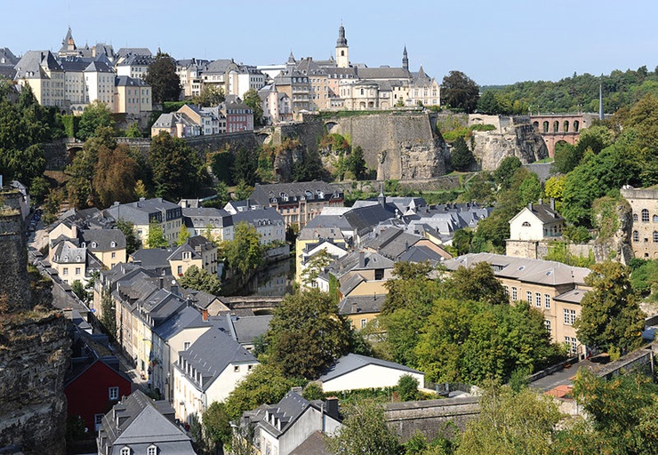 Ngày nay, Luxembourg là đất nước giàu có và đầu tư hàng tỷ USD vào Việt Nam.
