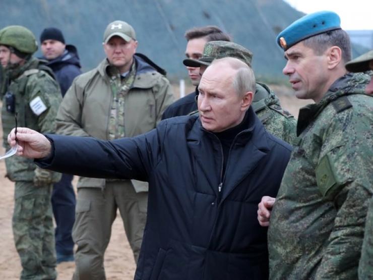 Ông Putin tiết lộ lý do Nga không ngại mức trần giá dầu 60 USD/thùng