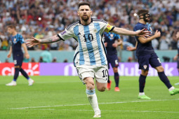 Messi chói sáng vào chung kết World Cup: 1 bàn & 1 kiến tạo, phá kỷ lục của Batistuta