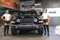 Jeep Việt Nam công bố loạt giá mới cho các dòng xe chính hãng