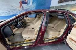 Ngân hàng thanh lý loạt xe siêu sang từ Bentley, Rolls-Royce đến Porsche, Maybach