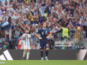 Thế giới - Bán kết World Cup: Hành động đặc biệt của CĐV Argentina khi Modric rời sân trong bất lực