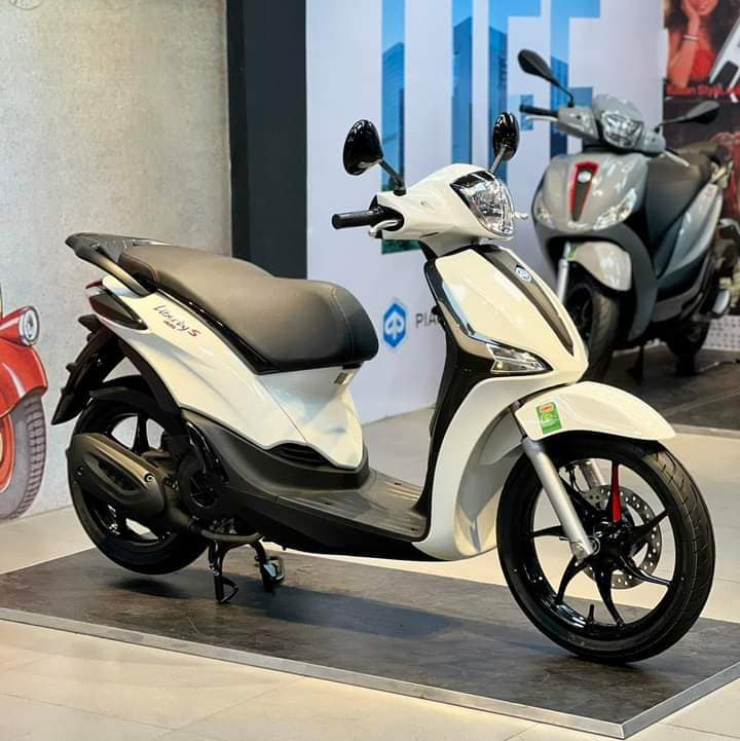 Bảng giá Piaggio nửa cuối tháng 12/2022, khuyến mại khủng - 1