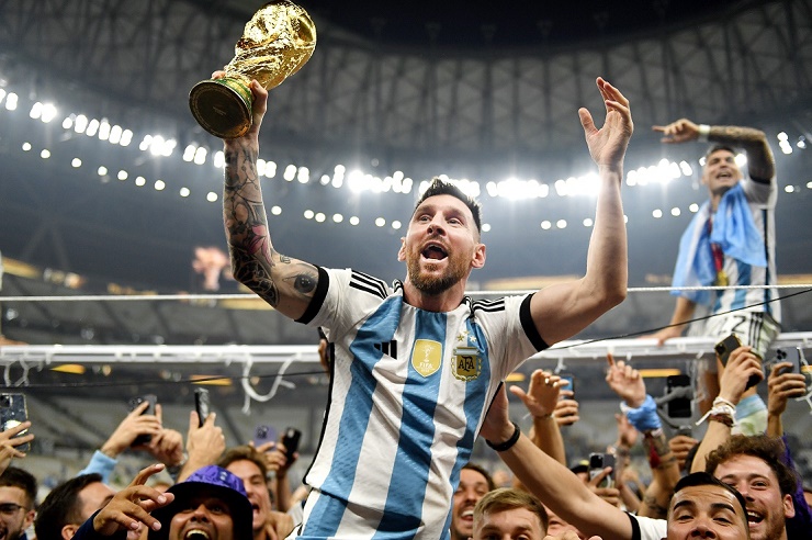 Messi cùng Argentina vô địch World Cup 2022 sau khi đánh bại Pháp