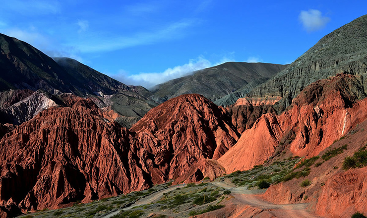 Đó là một thung lũng nằm trong dãy Andes, dài 155km, 2 bên là những rặng núi cao. Nơi này có sông Rio Grande, một nhánh của sông Paraguay chảy qua.
