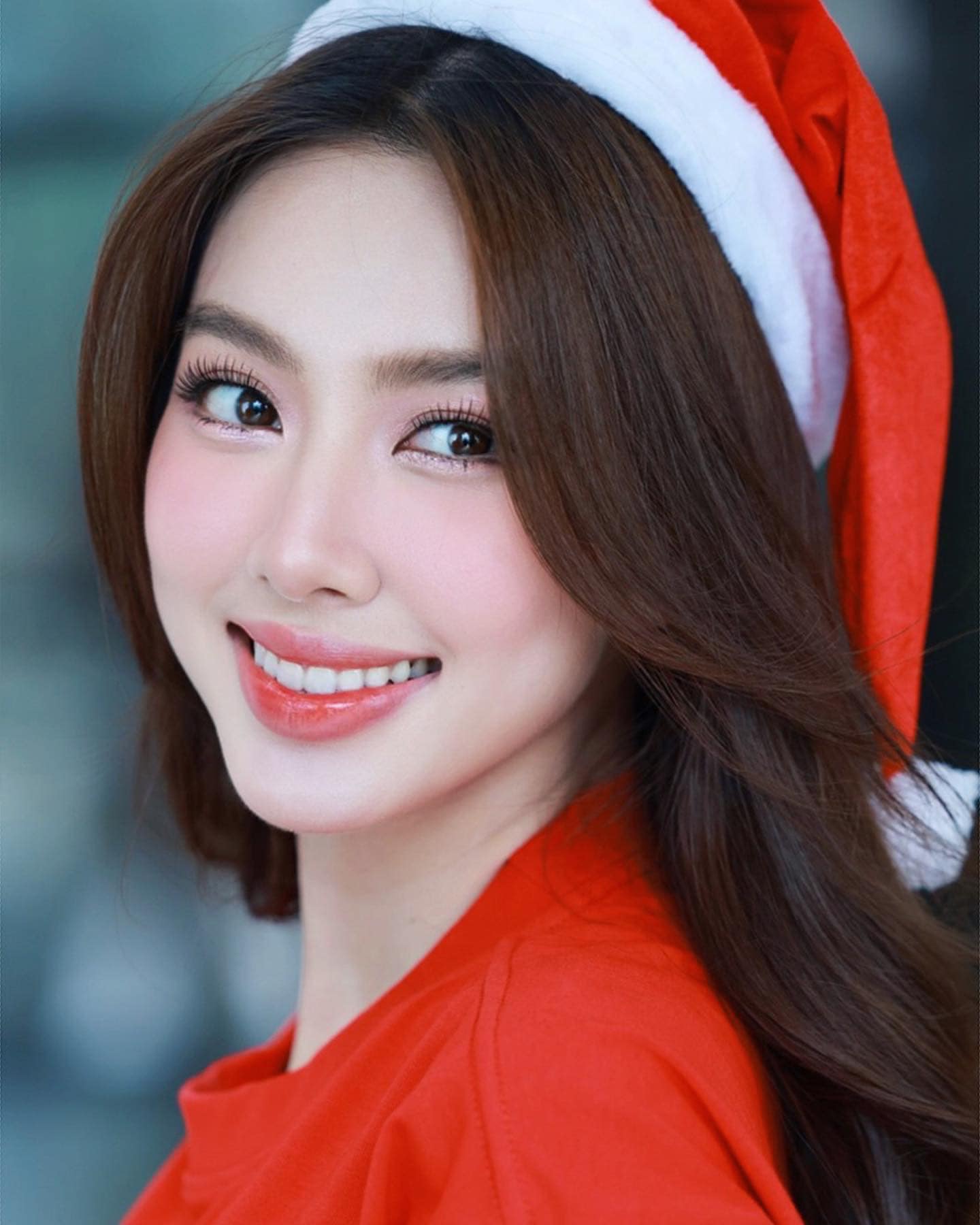 Mỹ nhân Việt lên đồ đón Giáng sinh: Nữ DJ nóng bỏng nhất Hà thành đã &#34;hot&#34; bằng MC này - 2
