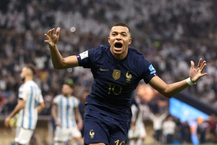 8. Kylian Mbappe, cầu thủ bóng đá người Pháp