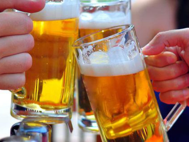 Uống bia thì đừng động đến loại thức ăn này kẻo bệnh Gout sẽ đến ”thăm” bạn sớm thôi