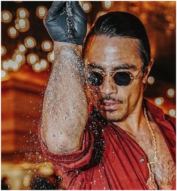 Rõ ràng với mối quan hệ rộng rãi trong thế giới người nổi tiếng, việc Salt Bae “coi trời bằng vung” là điều dễ hiểu.
