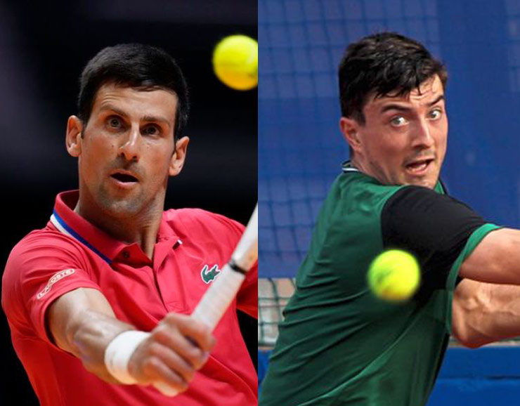 Novak Djokovic (trái) chịu nhiều áp lực khi đấu Sebastian Ofner