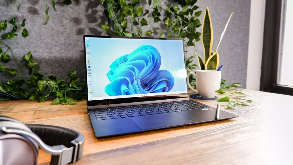 Samsung Galaxy Book2 Pro 360.