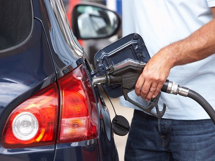 Đổ nhầm nhiên liệu cho xe ô tô, nên xử lý theo cách sau - 3