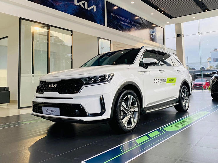 Kia Sorento HEV và PHEV &#34;đổ bộ&#34; các đại lý, giá thấp nhất 1,399 tỷ đồng - 2