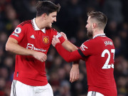 Bóng đá - Luke Shaw đá trung vệ cực hay: Maguire nguy cơ ngồi dự bị dài hạn tại MU