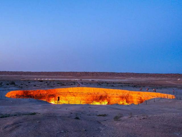 Miệng núi lửa khét tiếng “Cổng địa ngục”, rực cháy trong nhiều thập kỷ sắp bị dập tắt