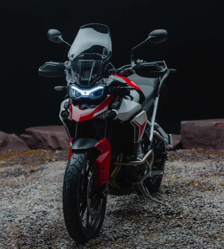 Trình làng 2023 Triumph Tiger 900 GT Aragon giá hơn 419 triệu đồng - 1