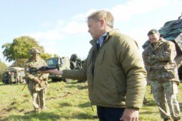 Nga cảnh báo ”triệt hạ không thương tiếc lính Anh” nếu tới Ukraine