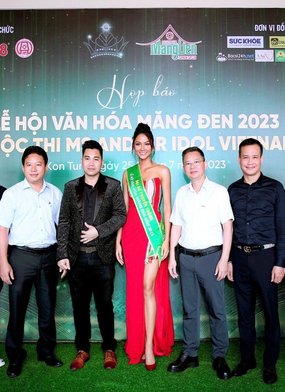 "Hoa hậu, nam vương thần tượng Việt Nam" đặc sắc trong "Lễ hội Văn hoá Măng Đen 2023" - 6
