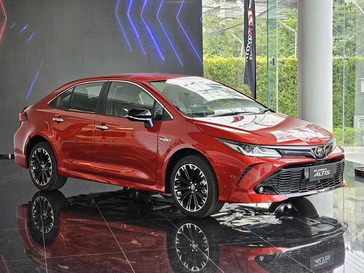 Đại lý hé lộ Toyota Corolla Altis 2024 sắp ra mắt Việt Nam, thêm trang bị, tăng giá bán - 6