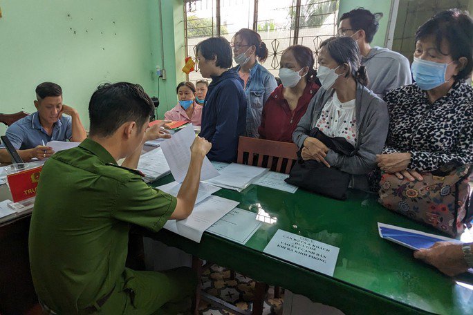 Những ngày qua, liên tục có nhiều bị hại nộp hồ sơ liên quan đến Tập đoàn Vạn Thịnh Phát.