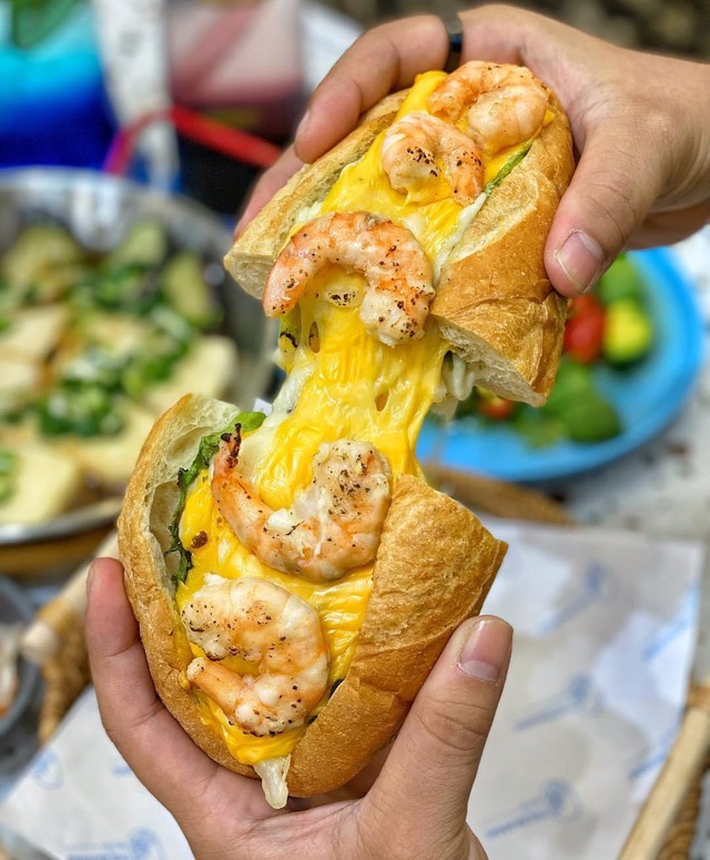 Gần 20 địa chỉ bánh phô mai ở Hà Nội siêu 'hot' cực ngon cho các tín đồ mê ẩm thực - 17