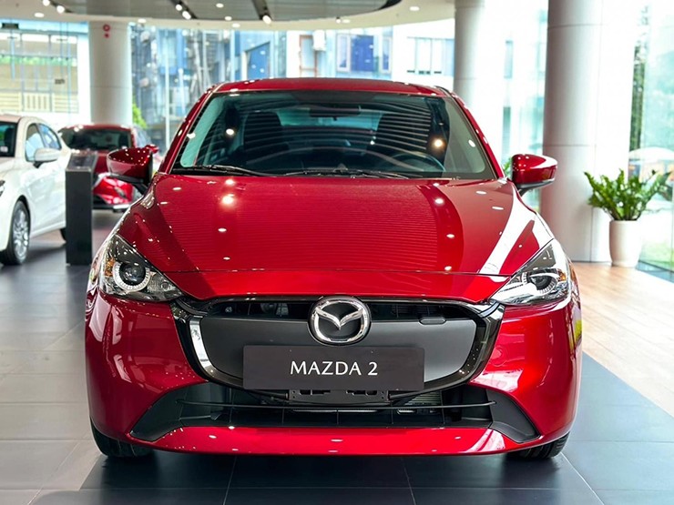 Chi tiết mẫu xe Mazda 2 phiên bản nâng cấp mới tại đại lý