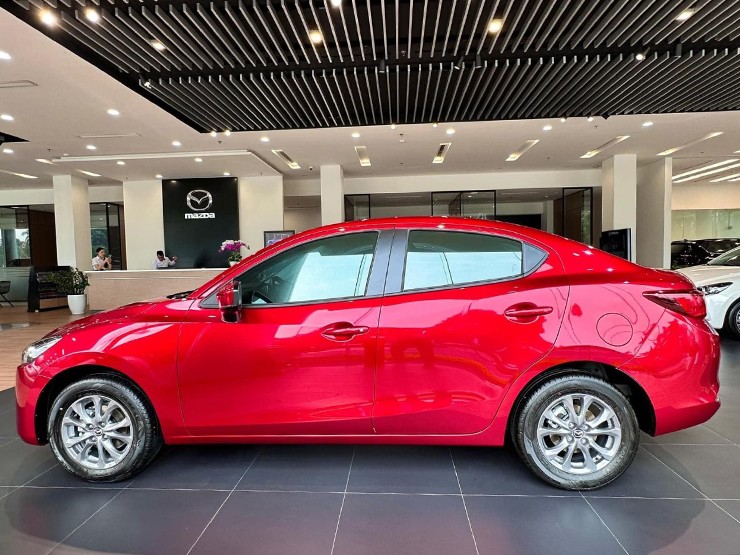 Chi tiết mẫu xe Mazda 2 phiên bản nâng cấp mới tại đại lý