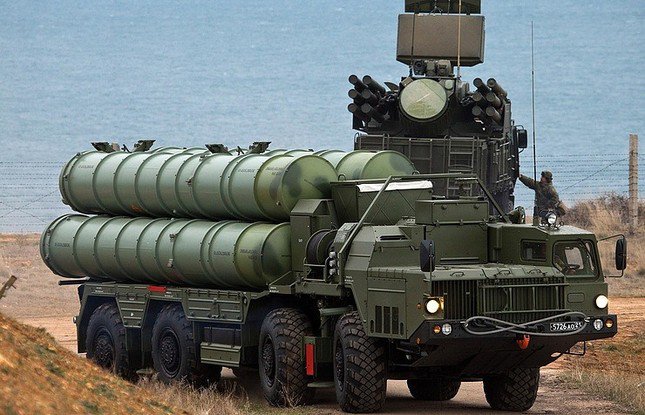 Tổ hợp phòng không S-400. Ảnh: Tass