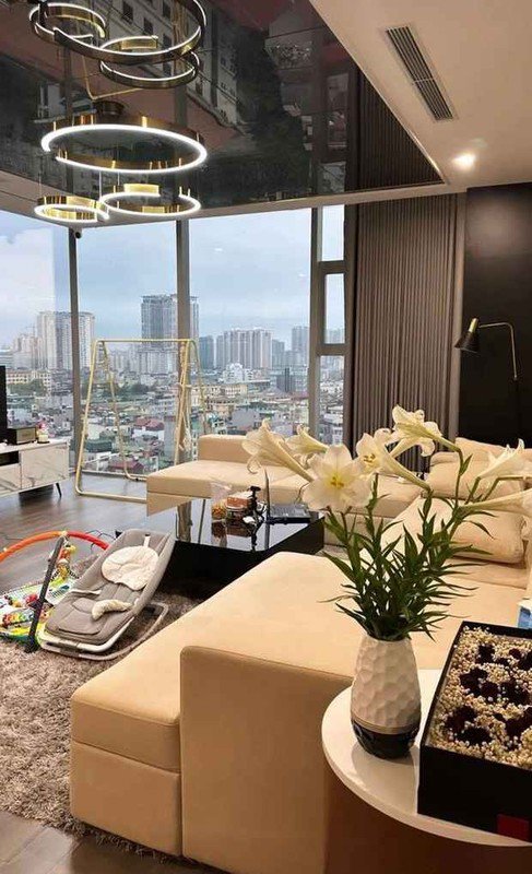 Khám phá tổ ấm "view triệu đô" của trung vệ đội tuyển Việt Nam - 5