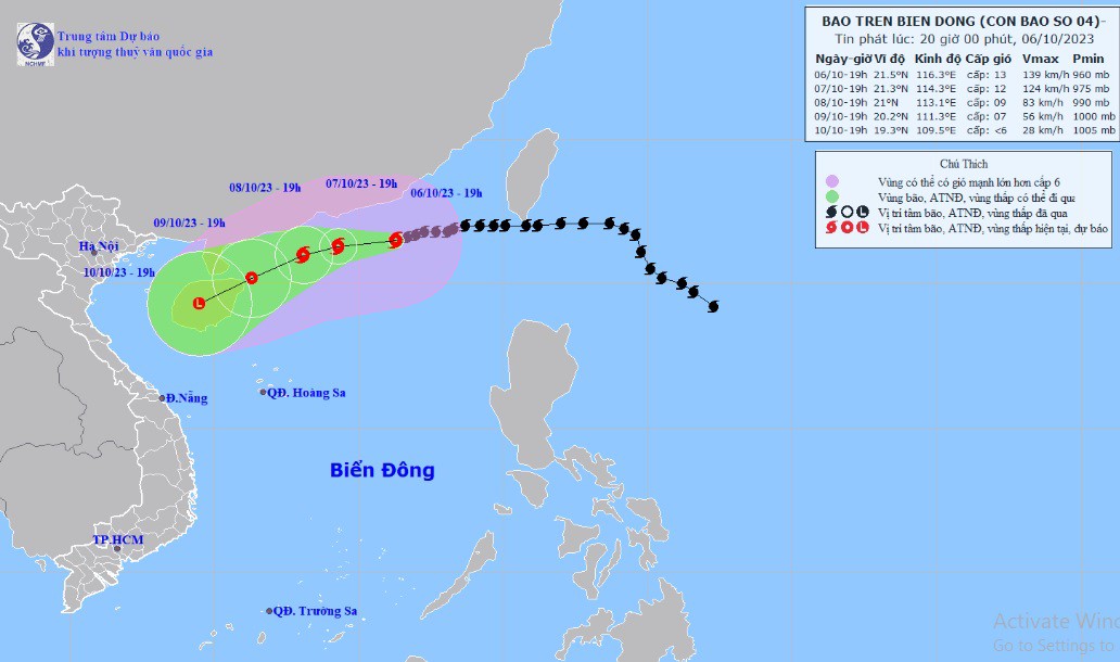 Bão số 4 Koinu bất ngờ mạnh thêm trên Biển Đông - 1