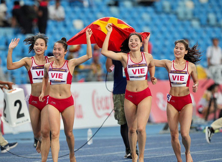 Bộ tứ chạy 4x400m mang về HCV châu Á 2023 nhưng không thể có huy chương ở ASIAD năm nay