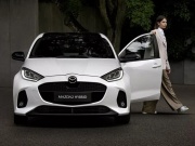 Tin tức ô tô - Mazda2 hybrid 2023 trình làng, &quot;ngốn xăng&quot; cực ít, chỉ 3,8L/100km