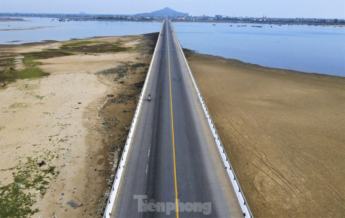 Cận cảnh đường ven biển 2.000 tỷ đề xuất chuyển thành quốc lộ - 12