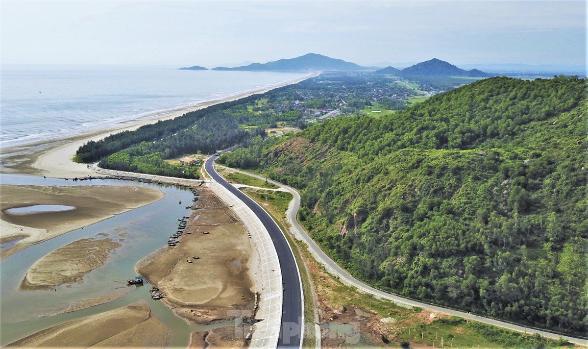 Cận cảnh đường ven biển 2.000 tỷ đề xuất chuyển thành quốc lộ - 7