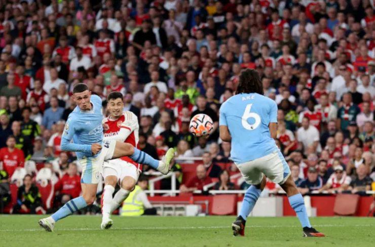 Man City bại trận trên sân Arsenal