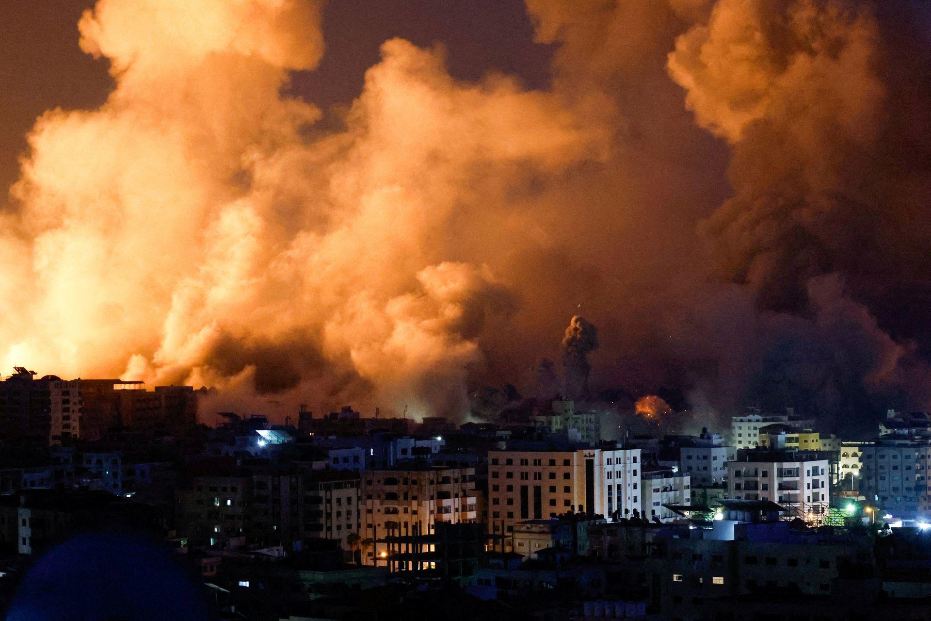 Israel liên tục phóng tên lửa, ném bom Gaza kể từ xung đột leo thang trở lại vào ngày 7/10/2023.