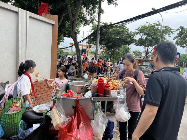 Biến tướng dạy thêm, học thêm - 1