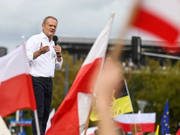 “Gánh nặng” Ukraine và cuộc biểu tình lớn nhất lịch sử Ba Lan - 1
