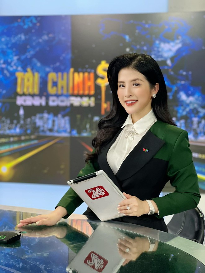 Nữ BTV bản tin Kinh tế VTV “xinh như hoa hậu” có cuộc sống sang chảnh ít ai ngờ - 1